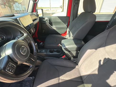 Used 2016 Jeep Wrangler Sport w/ Quick Order Package 24S AWD/4WD image 11