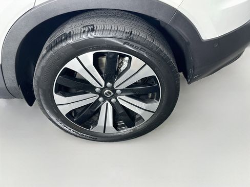 Used 2023 Volvo C40 P8 Recharge Plus AWD/4WD image 11