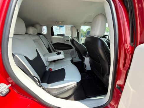 Used 2018 Jeep Compass Limited AWD/4WD image 10