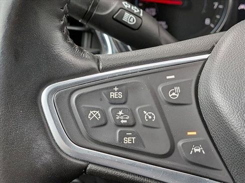 Used 2022 Chevrolet Equinox Premier AWD/4WD image 13