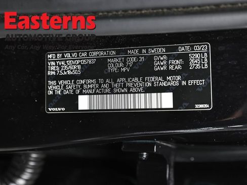 Used 2023 Volvo XC60 B5 Core FWD image 34
