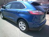 Used 2020 Ford Edge SEL w/ Convenience Package image 4