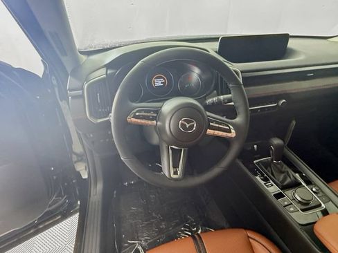 Used 2025 MAZDA CX-50 AWD 2.5 Turbo w/ Weather Package image 11
