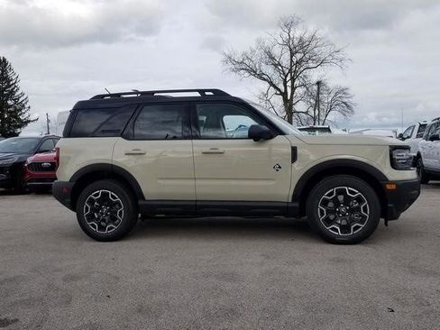 New 2025 Ford Bronco Sport Outer Banks w/ Outer Banks Tech Package+ image 2