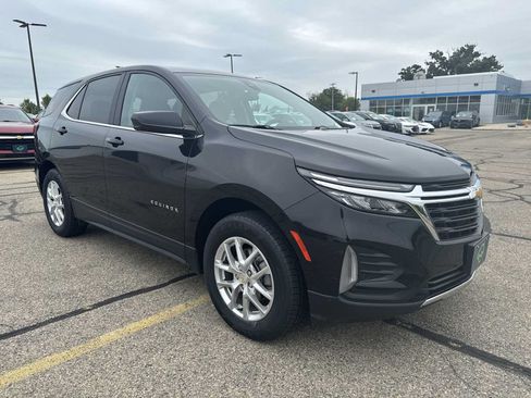 Certified 2024 Chevrolet Equinox LT AWD/4WD image 8