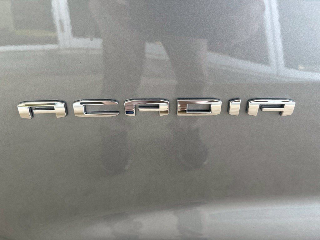 Used 2026 GMC Acadia Elevation FWD image 30