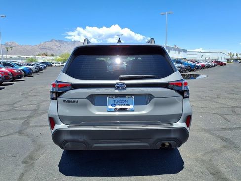 Used 2026 Subaru Forester Premium AWD/4WD image 11