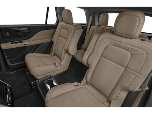 Used 2021 Lincoln Aviator Reserve w/ Equipment Group 202A image 16