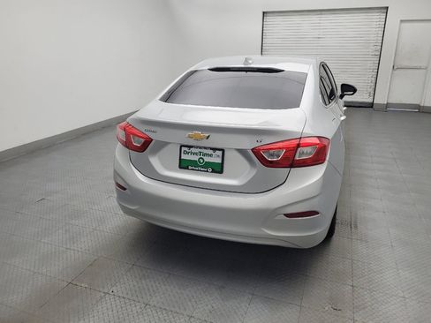 Used 2016 Chevrolet Cruze LT FWD image 7