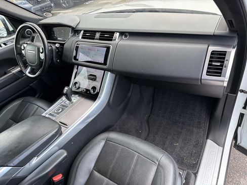Used 2019 Land Rover Range Rover Sport HSE AWD/4WD image 13