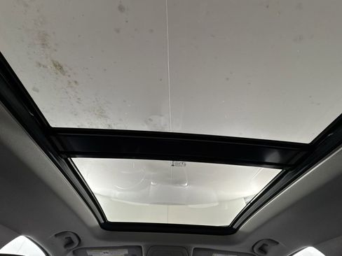 Used 2022 GMC Terrain SLE w/ Driver Convenience Package image 24