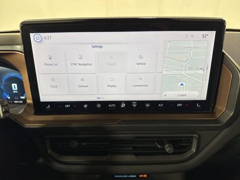 New 2025 Ford Bronco Sport Outer Banks w/ Outer Banks Tech Package+ AWD/4WD image 30
