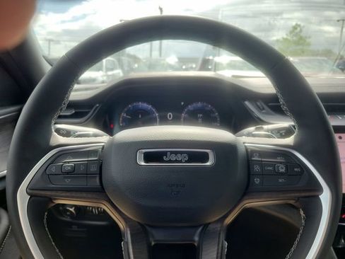 New 2026 Jeep Grand Cherokee Limited AWD/4WD image 16