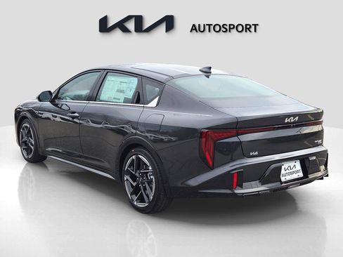 New 2025 Kia K4 GT-Line image 11