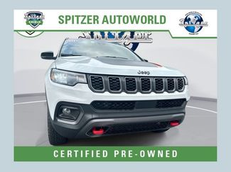 Used 2025 Jeep Compass Trailhawk w/ Trailer Tow Group AWD/4WD video 1
