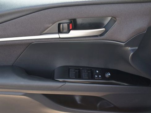 Used 2025 Toyota Camry LE FWD image 28
