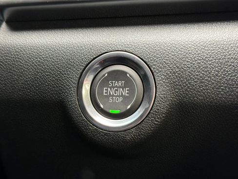 New 2026 GMC Terrain Denali w/ LPO, Floor Liner Package image 24