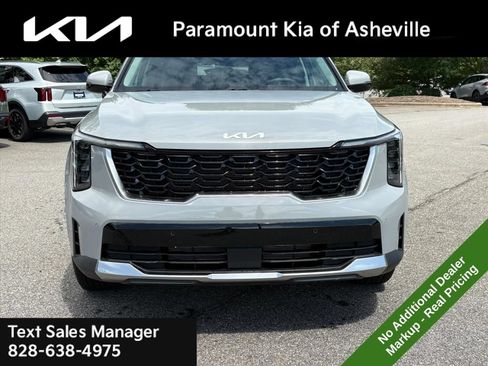 New 2026 Kia Sorento S AWD/4WD image 2