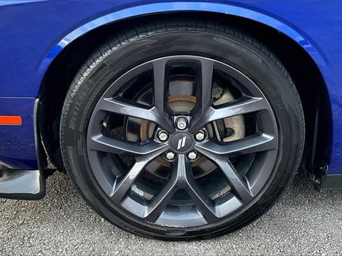 Used 2021 Dodge Challenger R/T w/ Plus Package image 26