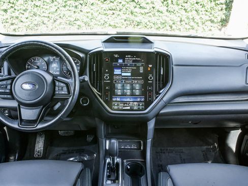 Used 2023 Subaru Ascent Onyx Edition Limited AWD/4WD image 9