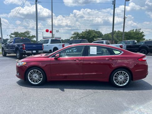 Used 2013 Ford Fusion SE FWD image 4
