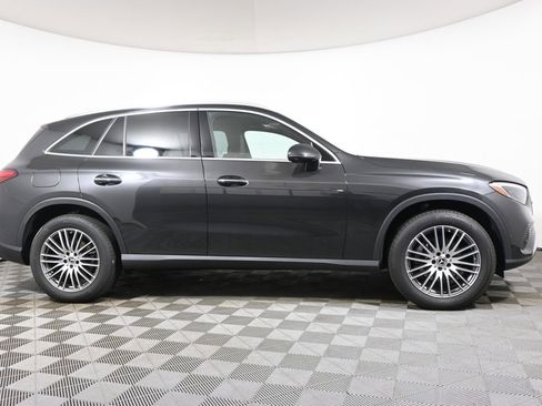 Used 2026 Mercedes-Benz GLC 300 4MATIC image 8