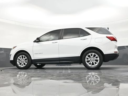 Used 2020 Chevrolet Equinox LS FWD image 22