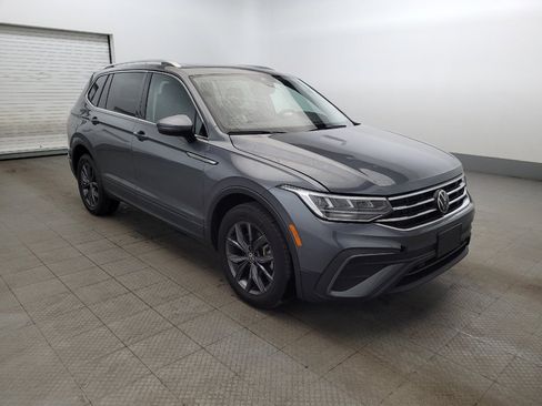 Used 2022 Volkswagen Tiguan SE image 13