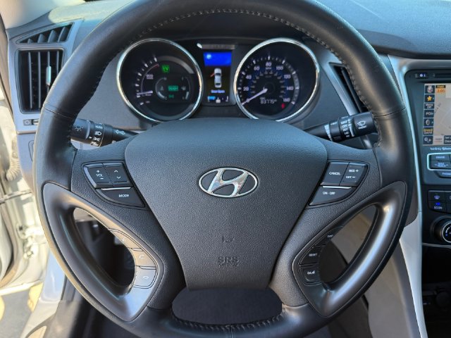 Used 2013 Hyundai Sonata Limited FWD image 15
