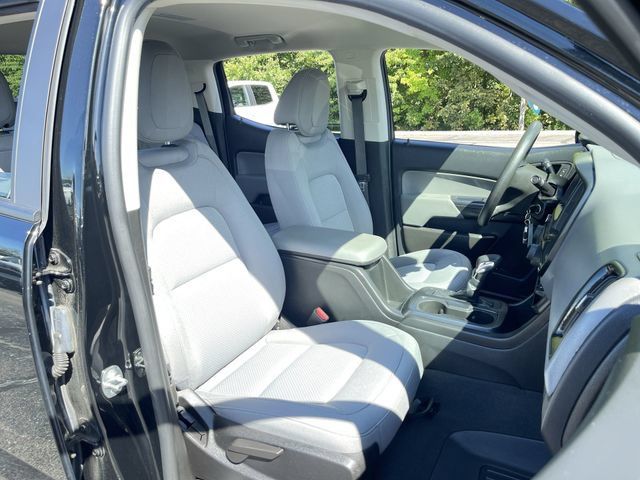 Certified 2022 Chevrolet Colorado W/T w/ Custom Special Edition AWD/4WD image 25