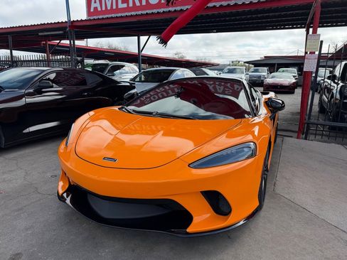Used 2020 McLaren GT image 20