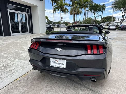 Used 2024 Ford Mustang Premium RWD image 25