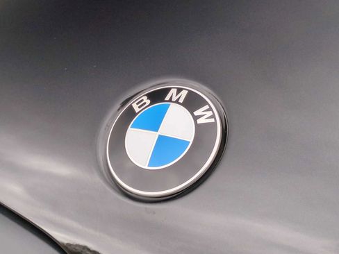 Used 2026 BMW X6 xDrive40i w/ Climate Comfort Package image 12