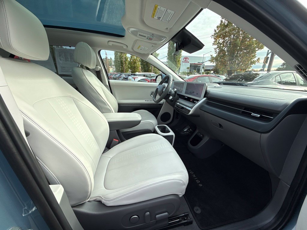 Used 2023 Hyundai Ioniq 5 Limited AWD/4WD image 19