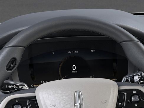 New 2026 Lincoln Corsair Reserve FWD image 13