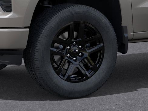 New 2026 Chevrolet Silverado 1500 Custom RWD image 9