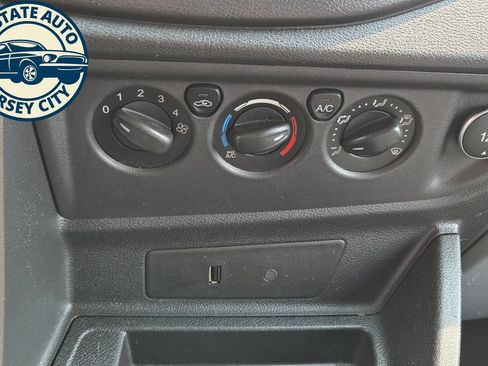 Used 2017 Ford Transit 250 130 Low Roof w/ Premium Package RWD image 20