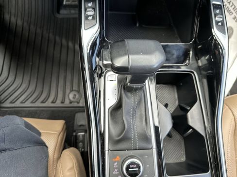 Used 2026 Kia Sorento SX Prestige w/ Olive Brown Leather Package AWD/4WD image 22