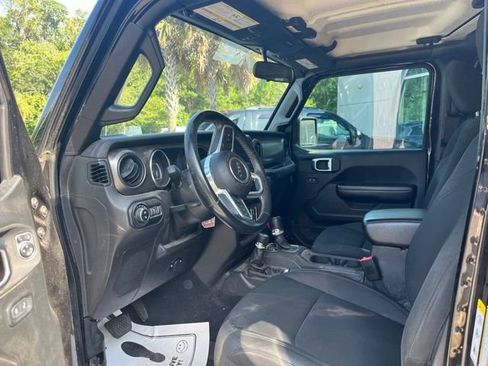 Used 2020 Jeep Gladiator Sport w/ Quick Order Package 24S AWD/4WD image 5