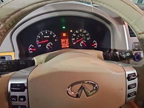 Used 2008 INFINITI QX56 4WD image 10