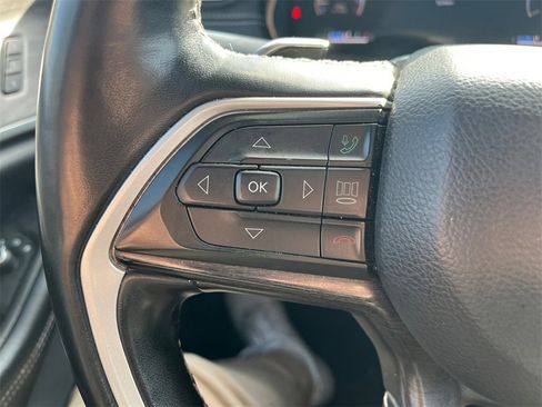 Used 2022 Jeep Grand Cherokee L Limited image 30