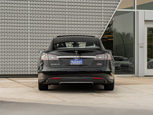 Used 2015 Tesla Model S P90D AWD/4WD image 23