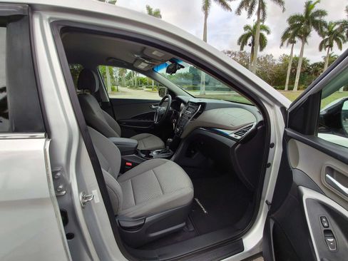 Used 2013 Hyundai Santa Fe Sport FWD image 35