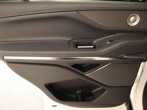 New 2025 Lincoln Navigator Reserve w/ Jet Appearance Package AWD/4WD image 19