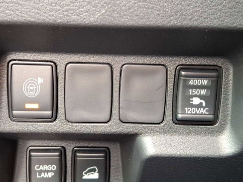 Used 2023 Nissan Frontier PRO-4X w/ Pro Convenience Package image 25