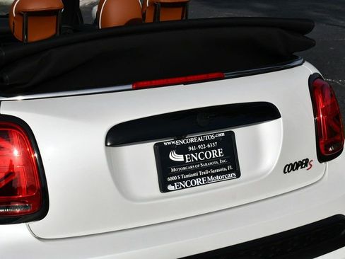 Used 2023 MINI Cooper S image 10