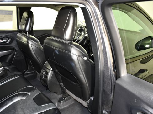 Used 2022 Jeep Cherokee Latitude Lux AWD/4WD image 45