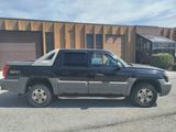 Used 2002 Chevrolet Avalanche 4x4 w/ Off-Road Suspension Pkg image 6