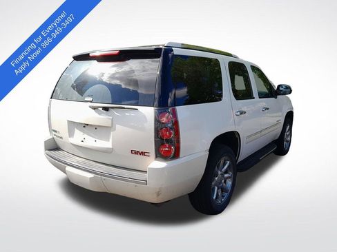 Used 2012 GMC Yukon Denali AWD/4WD image 8