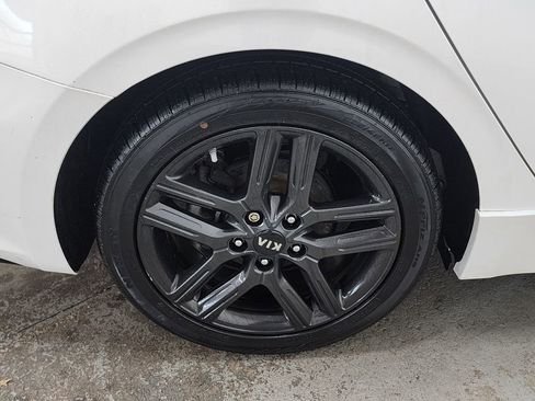 Used 2021 Kia Forte GT-Line FWD image 34
